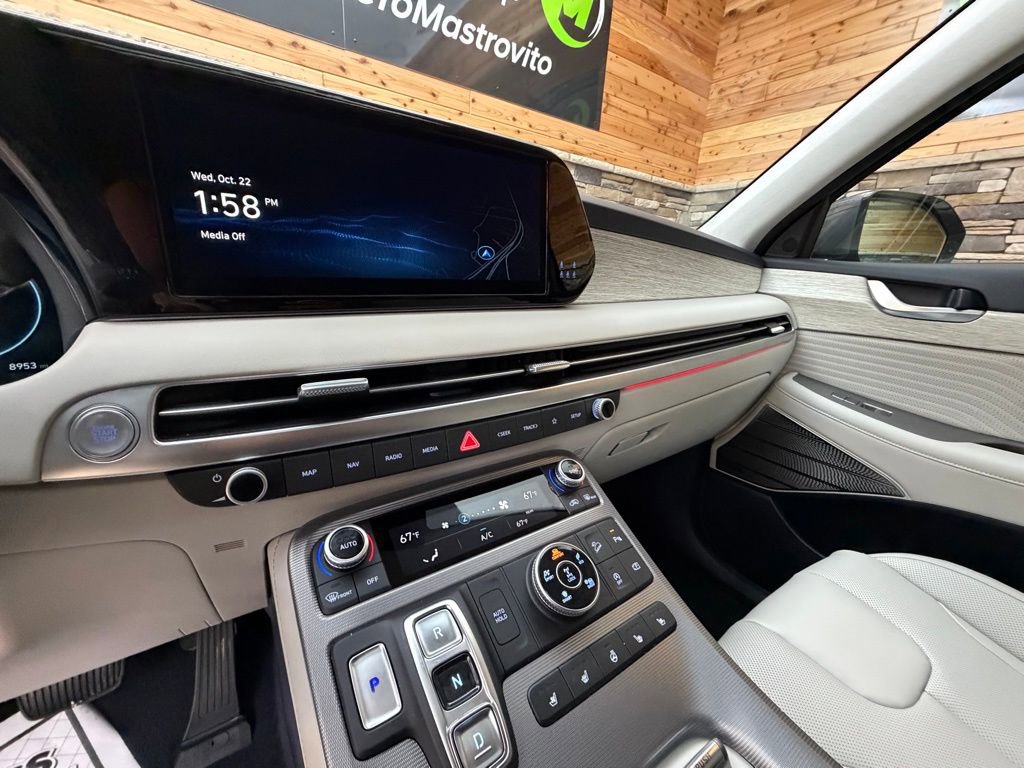 Used 2025 Hyundai Palisade Calligraphy image 18