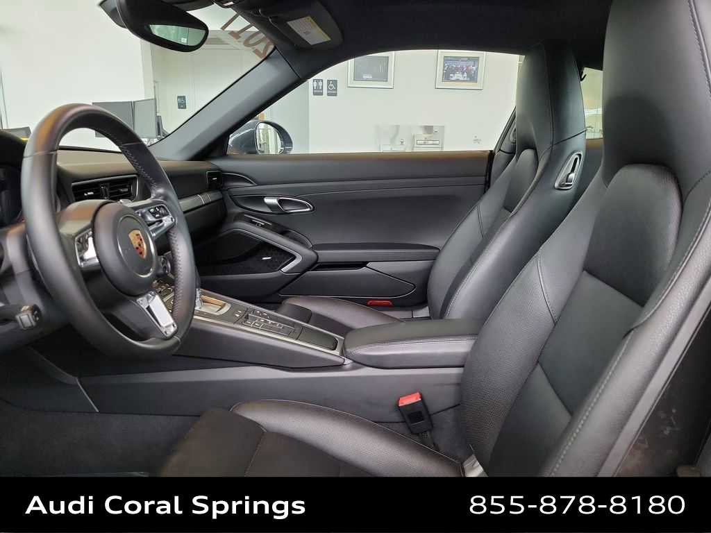 Used 2017 Porsche 911 Carrera image 11