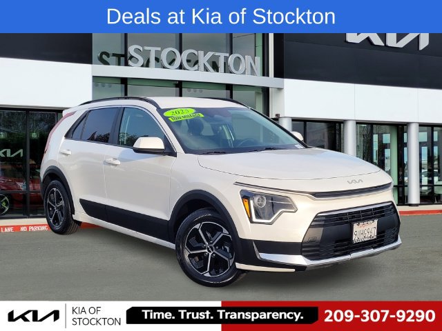 Certified 2025 Kia Niro LX