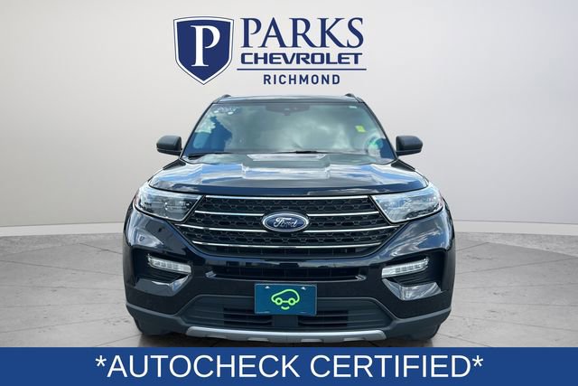 Used 2023 Ford Explorer XLT w/ Equipment Group 202A AWD/4WD image 2