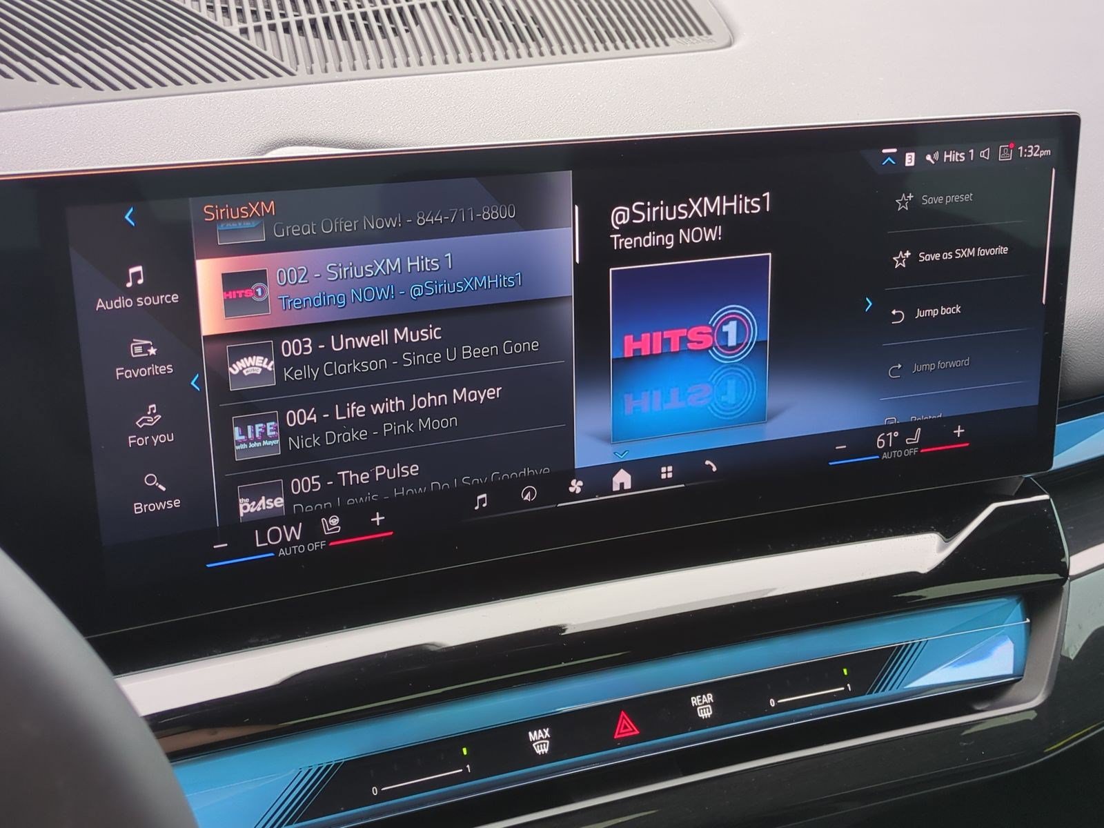 Used 2026 BMW i5 M60 w/ Premium Package RWD image 23