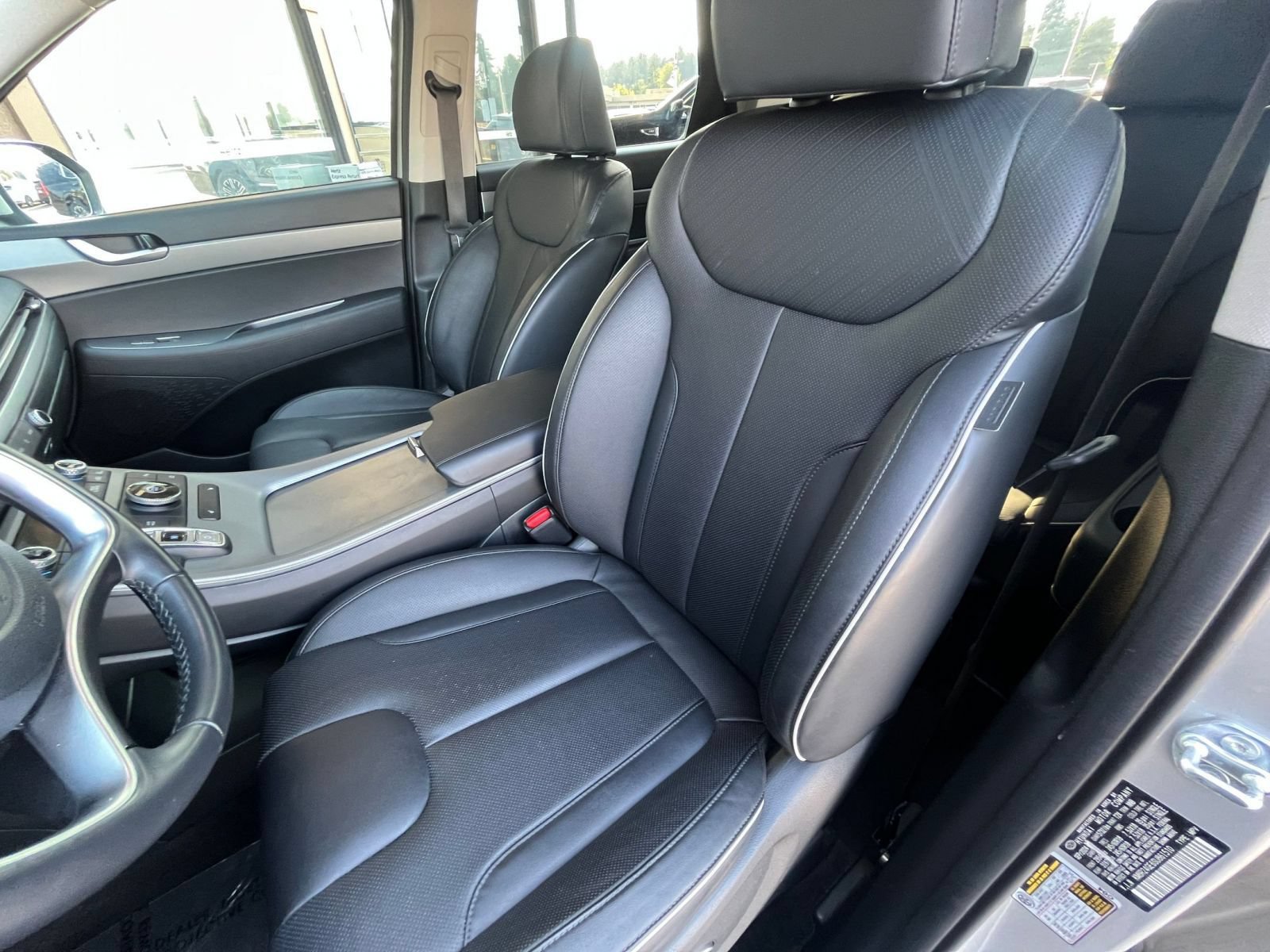 Used 2025 Hyundai Palisade SEL FWD image 39
