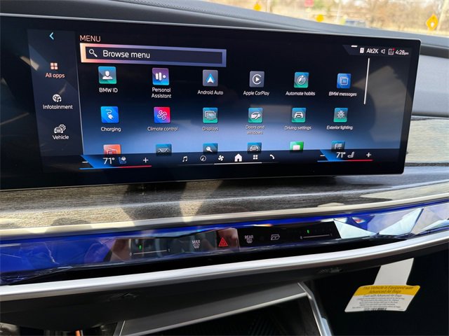 Certified 2026 BMW 750e xDrive 750e xDrive w/ Executive Package image 25