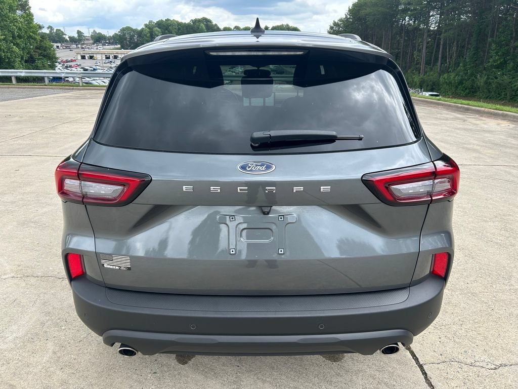 Used 2025 Ford Escape ST-Line w/ Tech Pack #1 FWD image 5