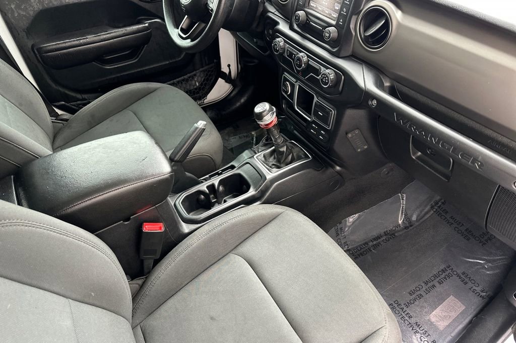 Used 2018 Jeep Wrangler Unlimited Sport AWD/4WD image 15