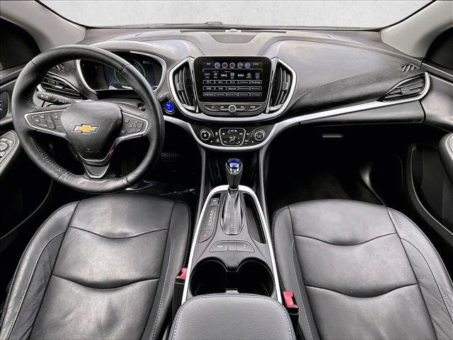 Used 2017 Chevrolet Volt LT w/ Comfort Package FWD image 16