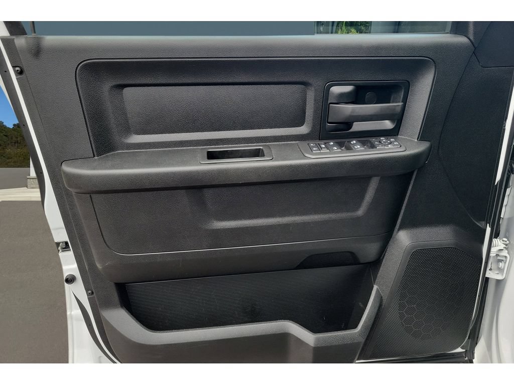 Used 2025 RAM 3500 Tradesman AWD/4WD image 13