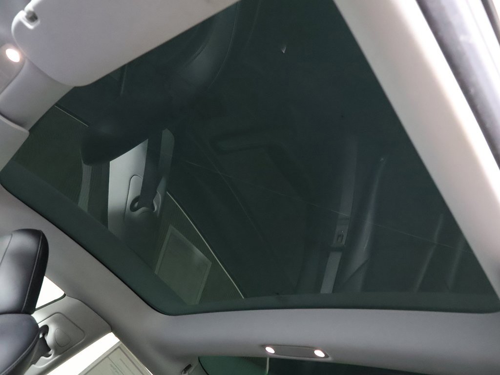 Used 2018 Tesla Model 3 Long Range image 20