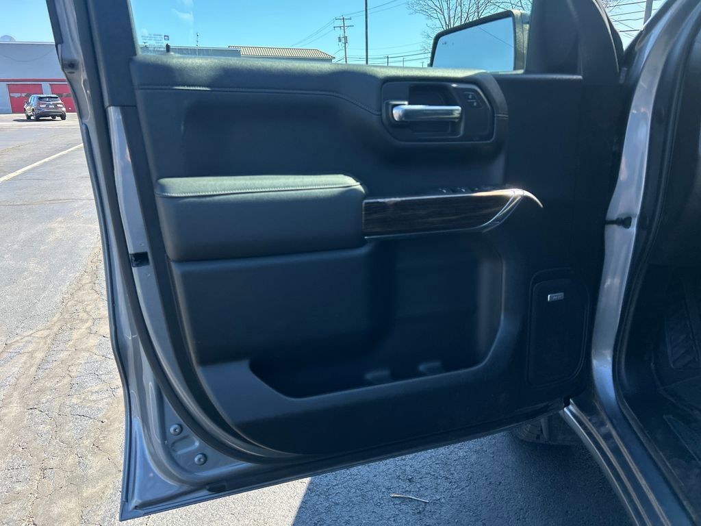 Used 2021 GMC Sierra 1500 Elevation w/ Preferred Package image 10