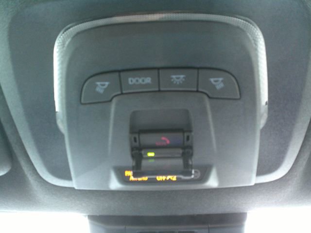 Used 2025 Toyota Corolla Hatchback w/ SE Package image 18