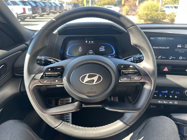 Certified 2025 Hyundai Elantra Sport image 19