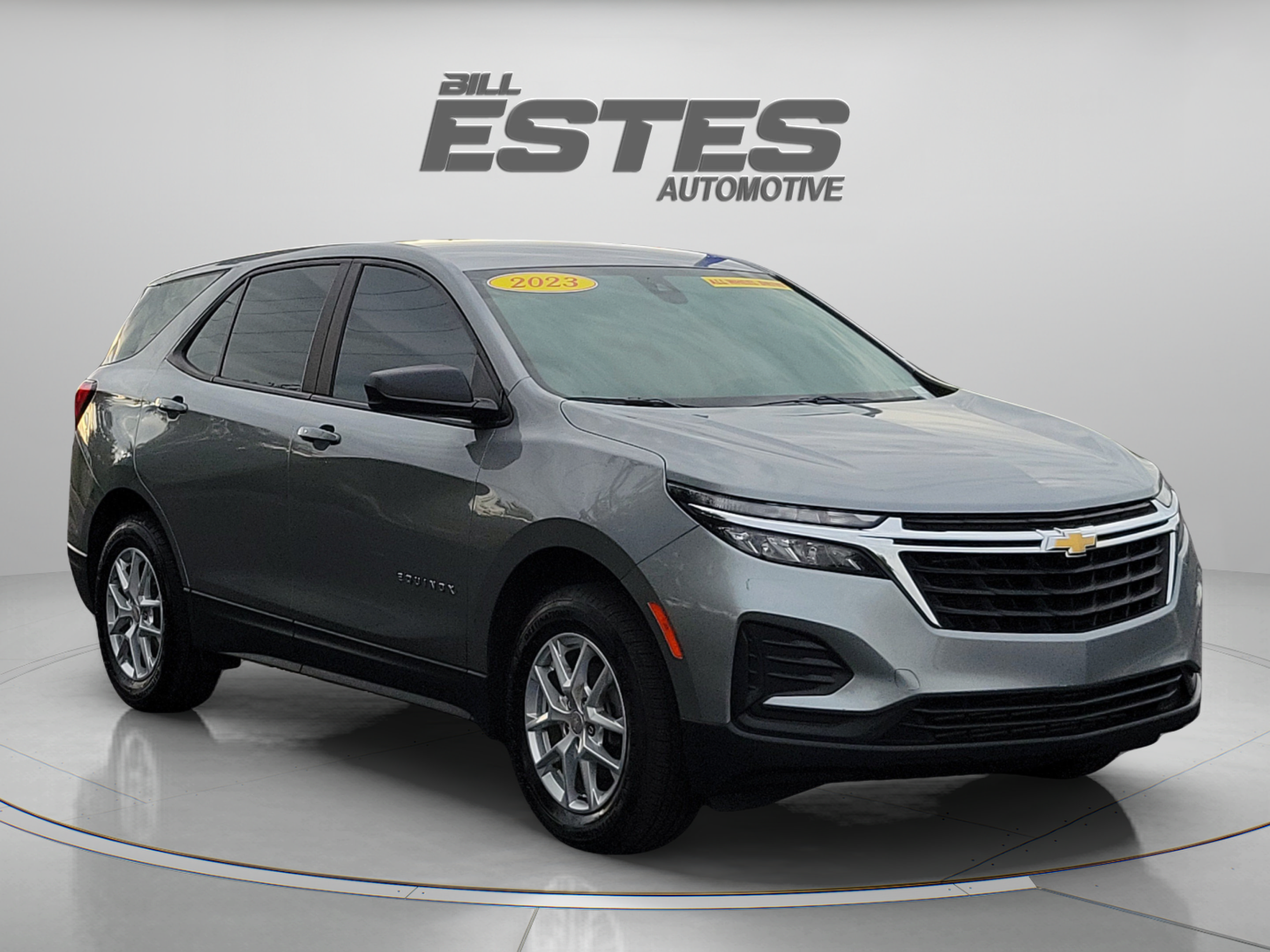 Used 2023 Chevrolet Equinox LS AWD/4WD image 5