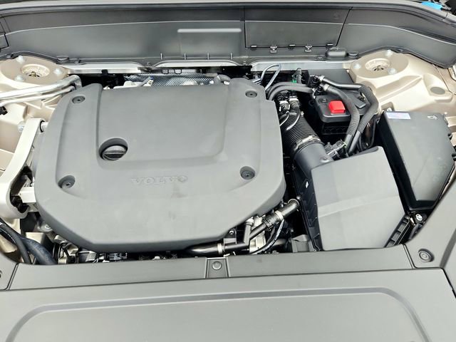 New 2025 Volvo XC90 B6 Plus w/ Protection Package Premier image 33