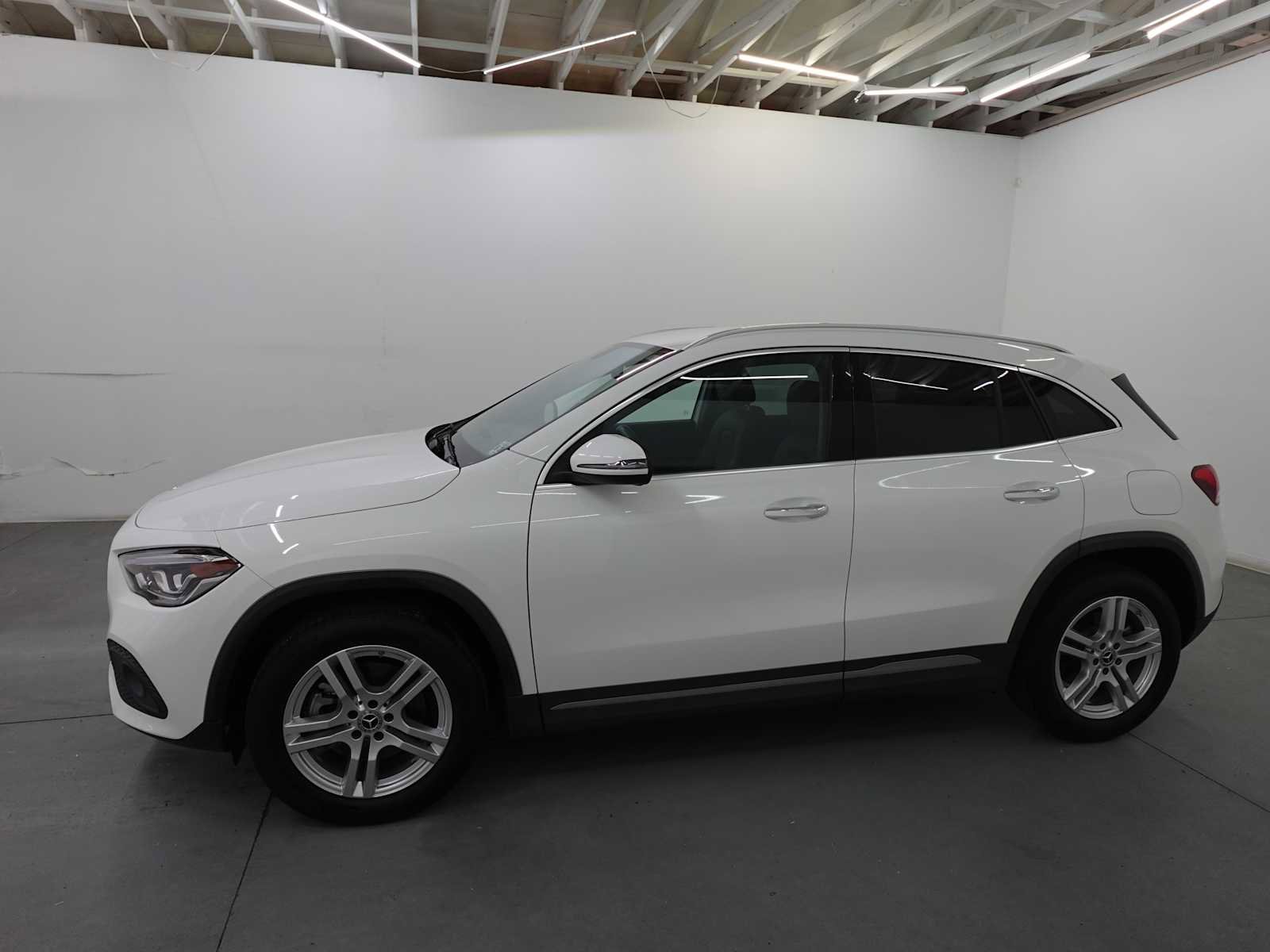 Used 2023 Mercedes-Benz GLA 250 4MATIC image 8
