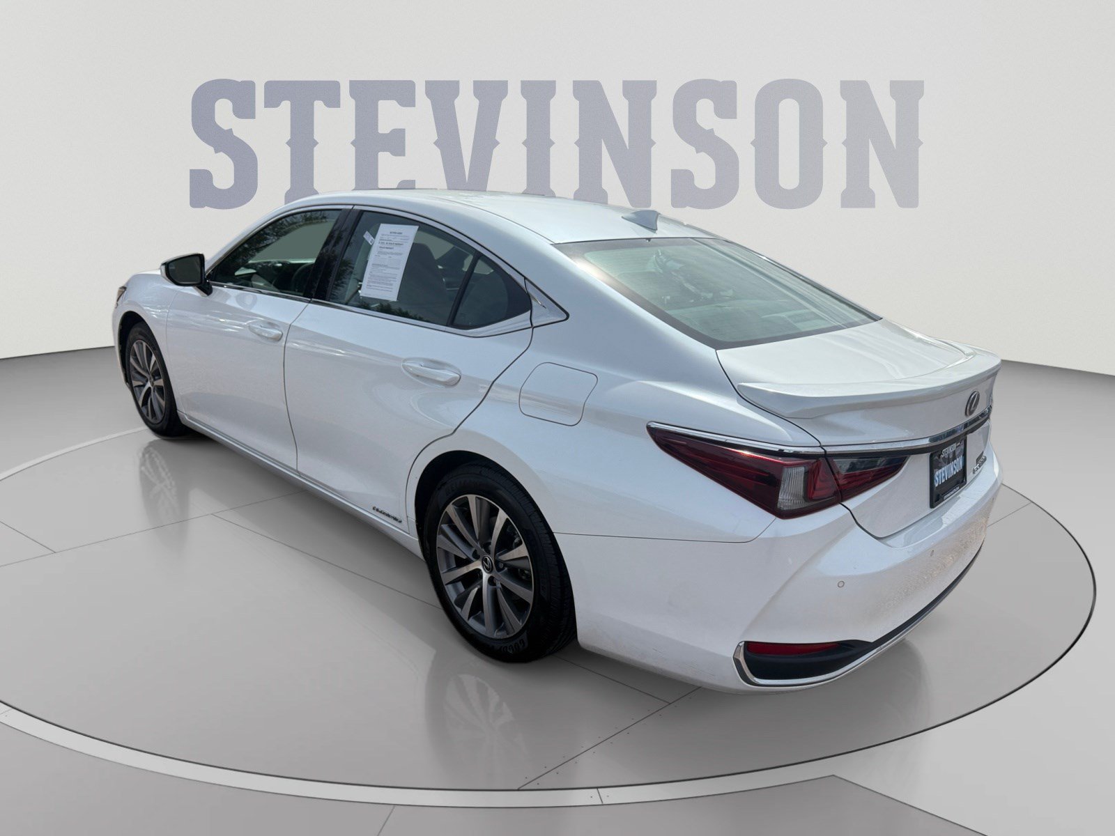 Used 2020 Lexus ES 300h w/ Premium Package FWD image 3