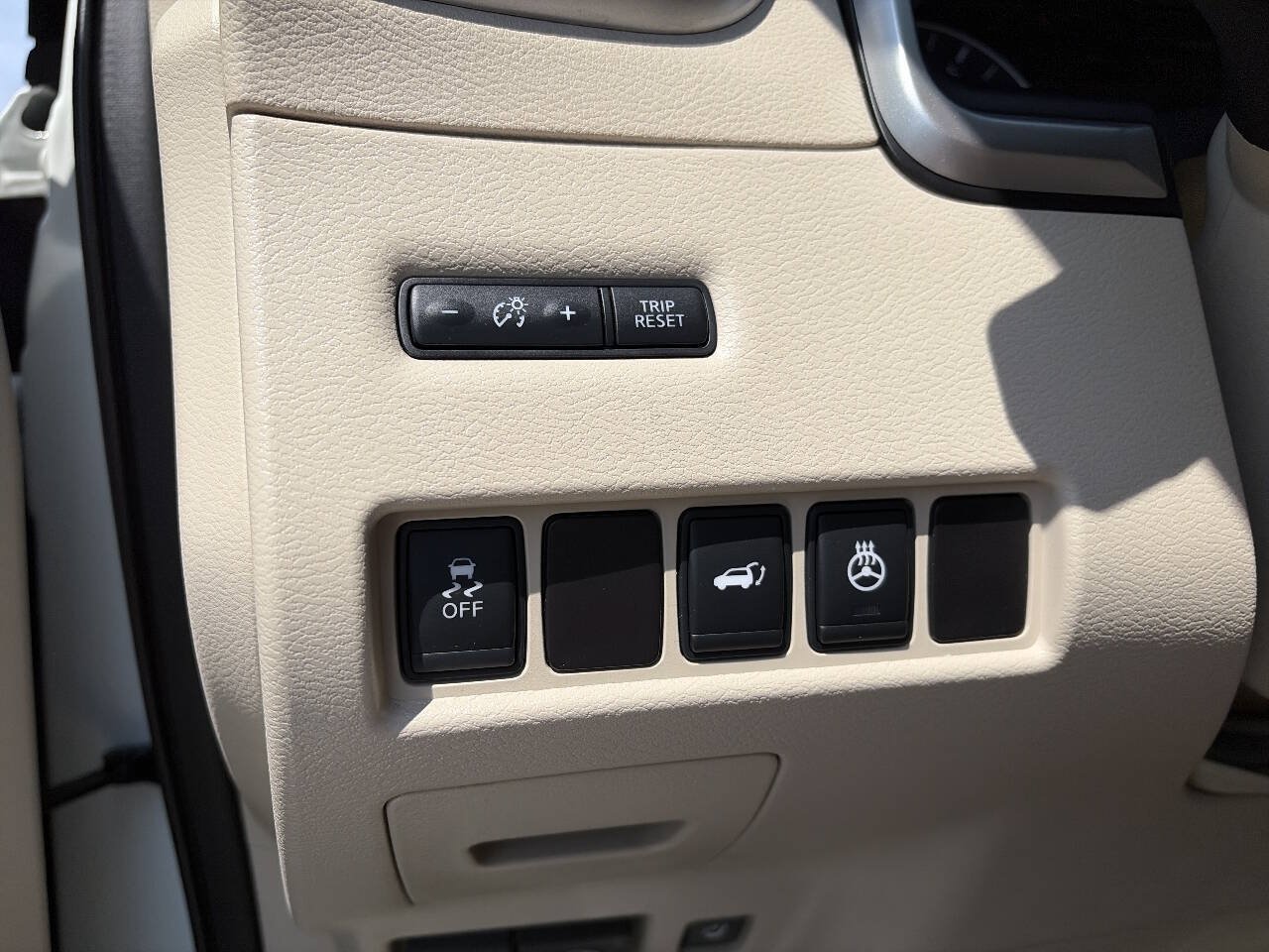 Used 2015 Nissan Murano Platinum w/ Platinum Technology Package AWD/4WD image 42