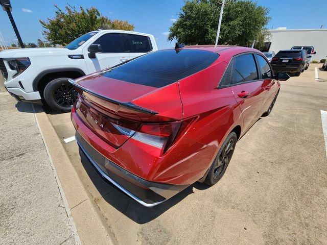 Used 2026 Hyundai Elantra Sport FWD image 4