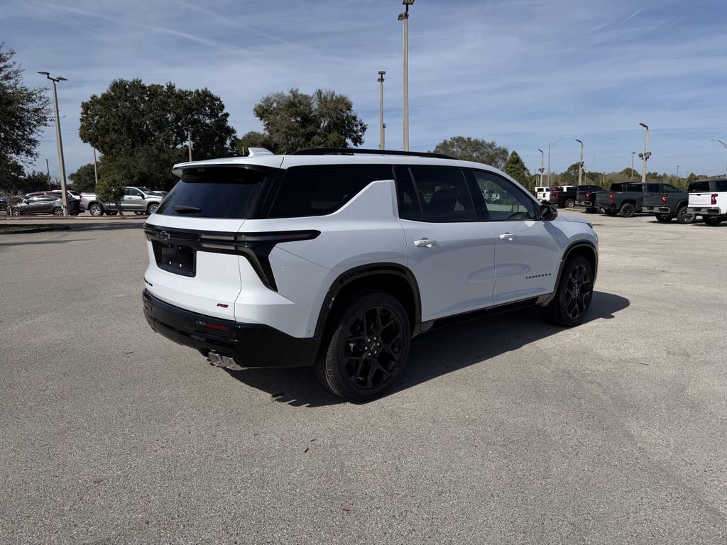 New 2026 Chevrolet Traverse RS w/ LPO, Floor Liner Package image 4