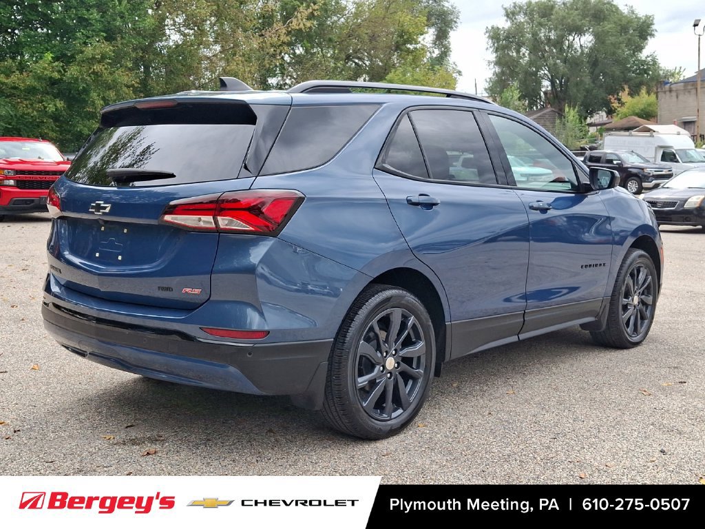 Used 2024 Chevrolet Equinox RS w/ LPO, Cargo Package AWD/4WD image 8