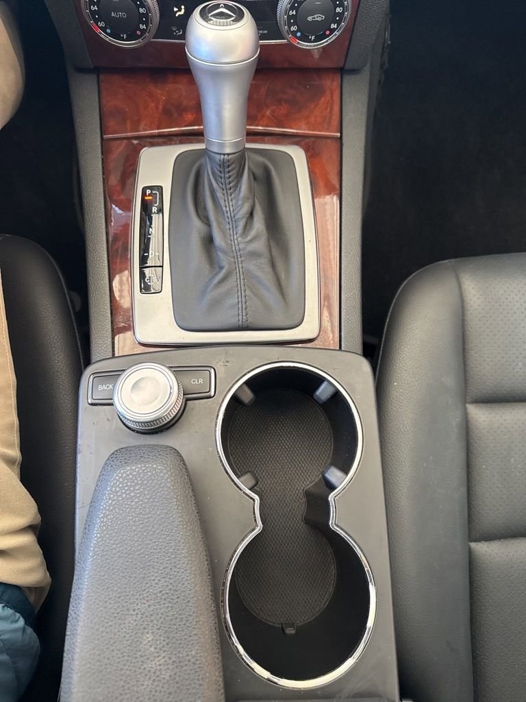 Used 2010 Mercedes-Benz C 300 Sedan image 15