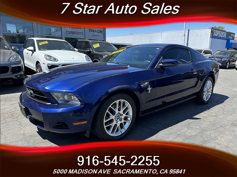 Used 2012 Ford Mustang Premium image 3