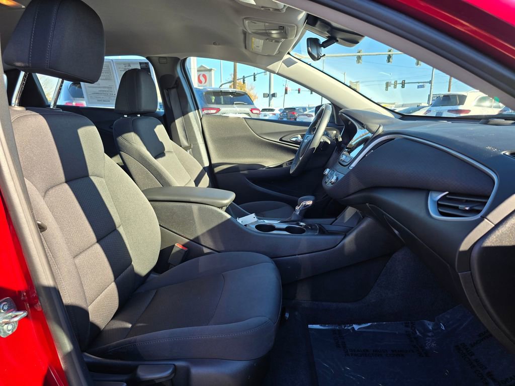 Used 2023 Chevrolet Malibu RS w/ LPO, Floor Liner Package image 10