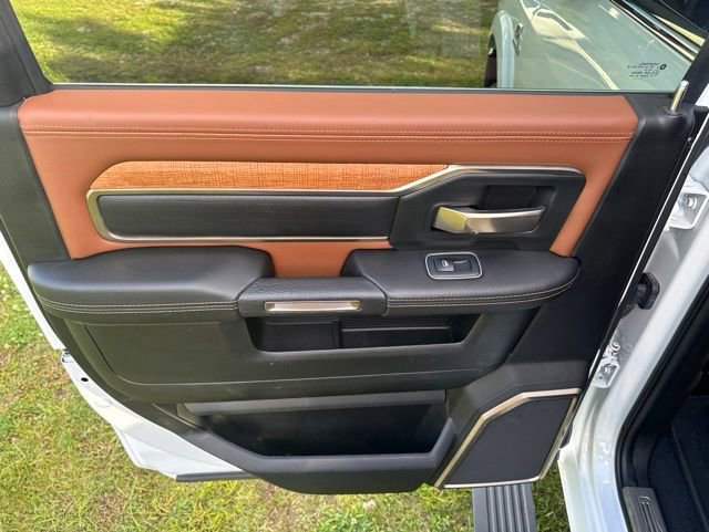 Used 2019 RAM 3500 Limited AWD/4WD image 31