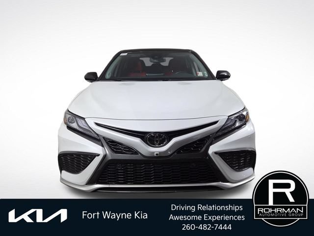 Used 2023 Toyota Camry XSE w/ Navigation Package FWD image 3
