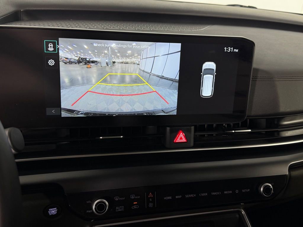 Used 2025 Kia Carnival image 19