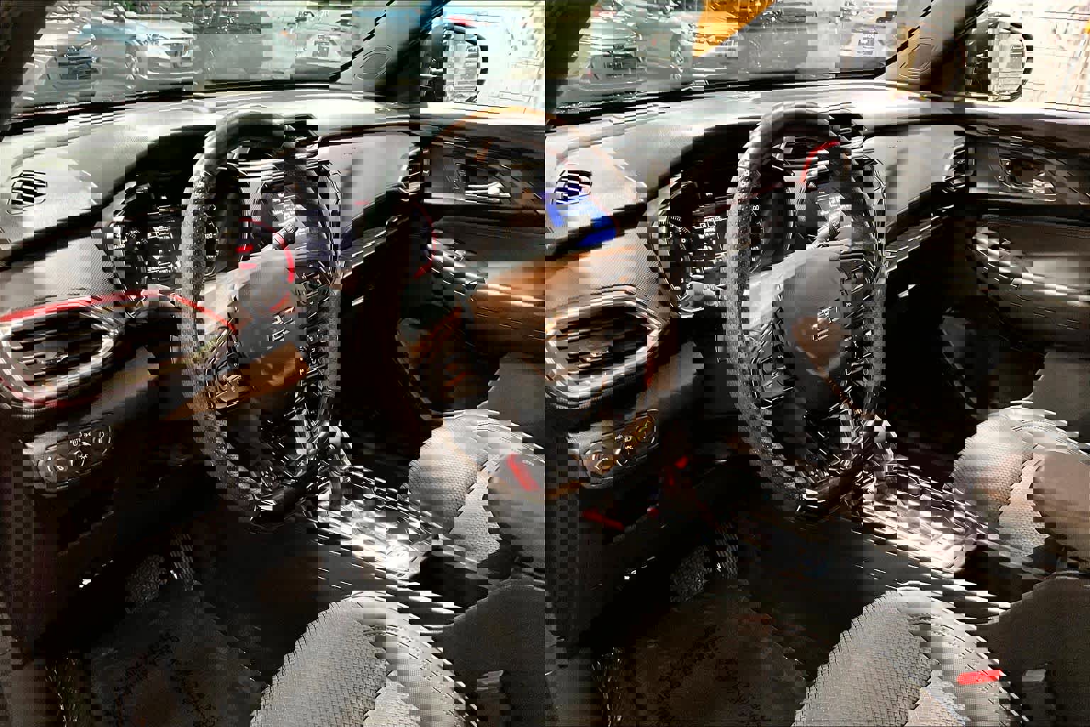 Used 2023 Chevrolet TrailBlazer RS w/ Convenience Package image 34