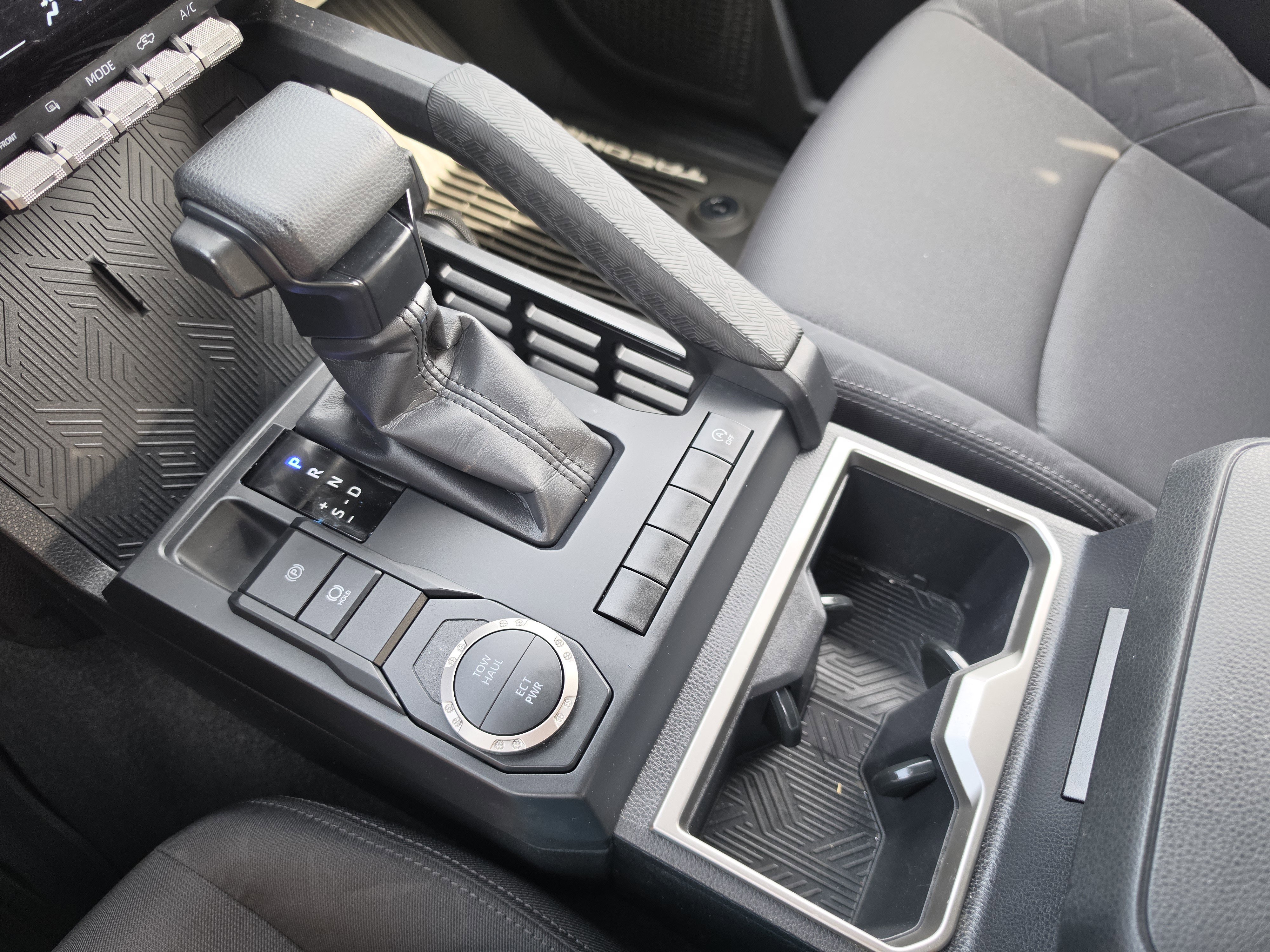 Used 2025 Toyota Tacoma SR5 RWD image 21