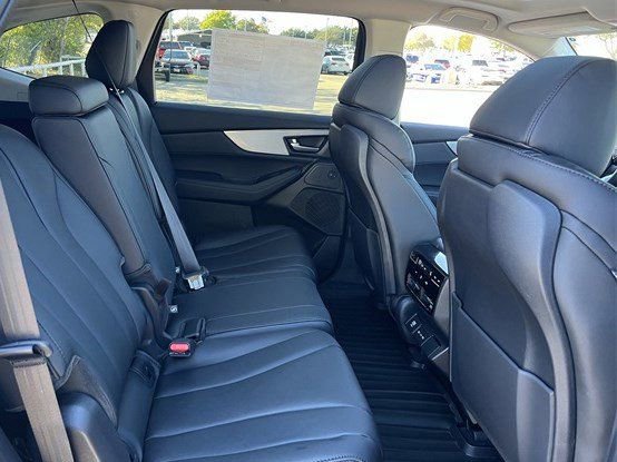 Used 2026 Acura MDX FWD image 32