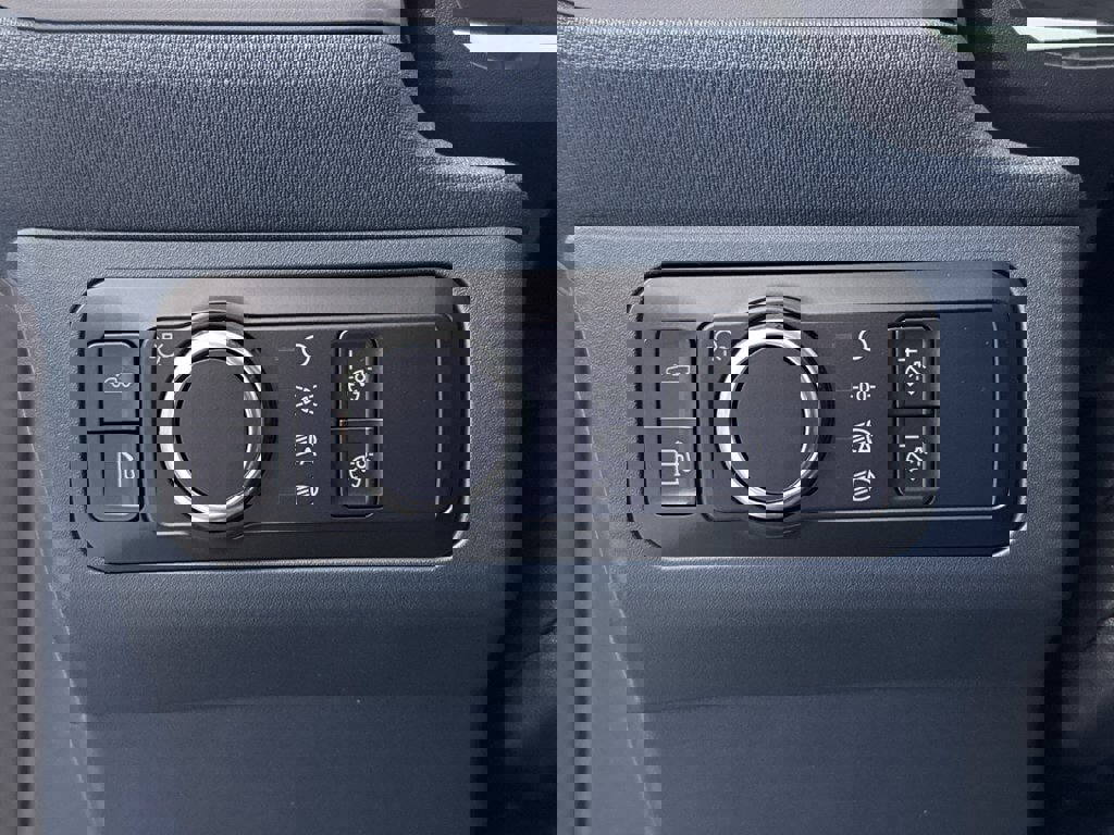 Used 2024 Ford Maverick XLT w/ XLT Luxury Package image 28