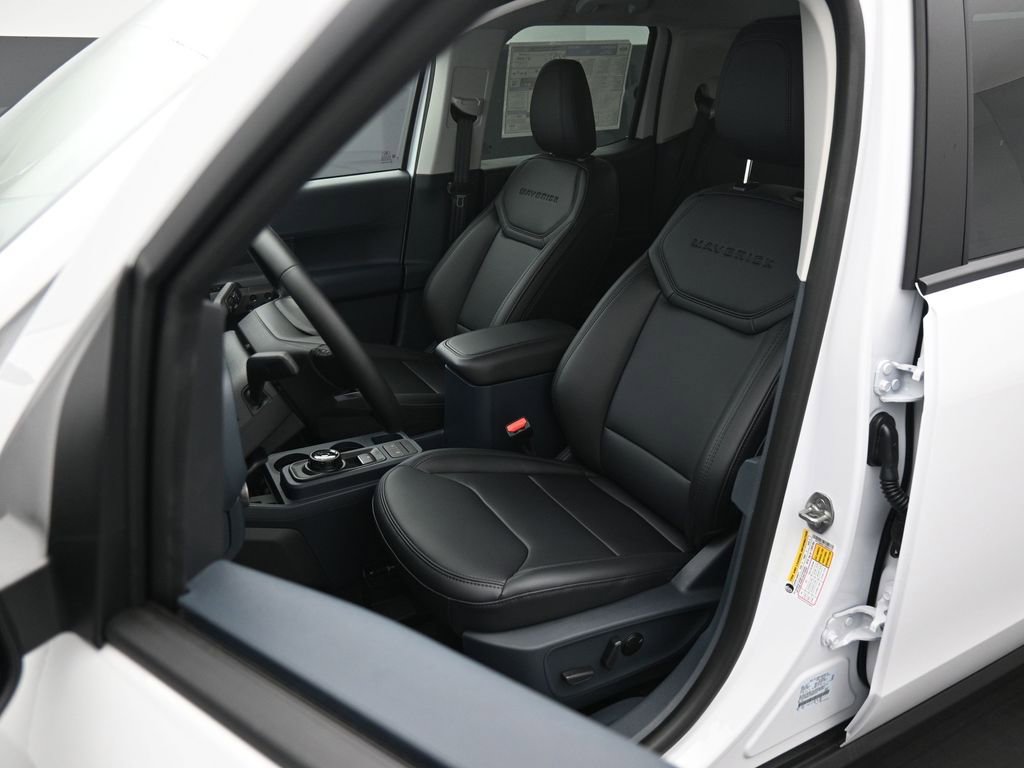 New 2025 Ford Maverick Lariat w/ Black Appearance Package AWD/4WD image 8