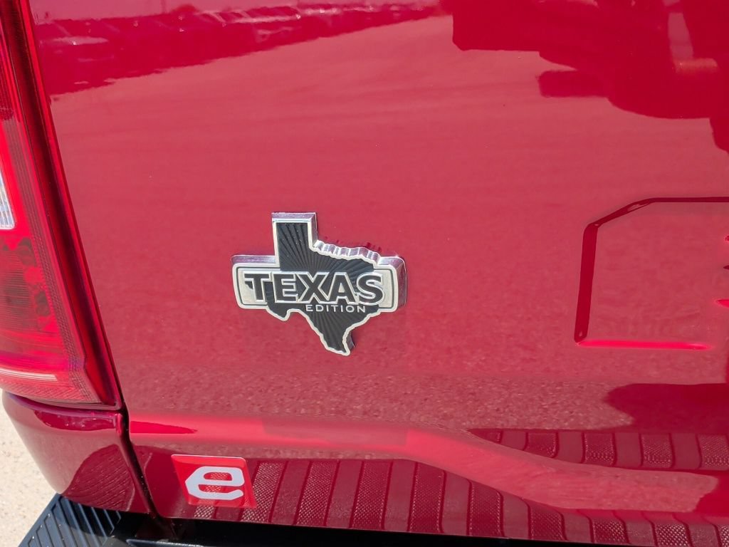 Used 2022 Ford F150 XLT w/ Equipment Group 302A High AWD/4WD image 42