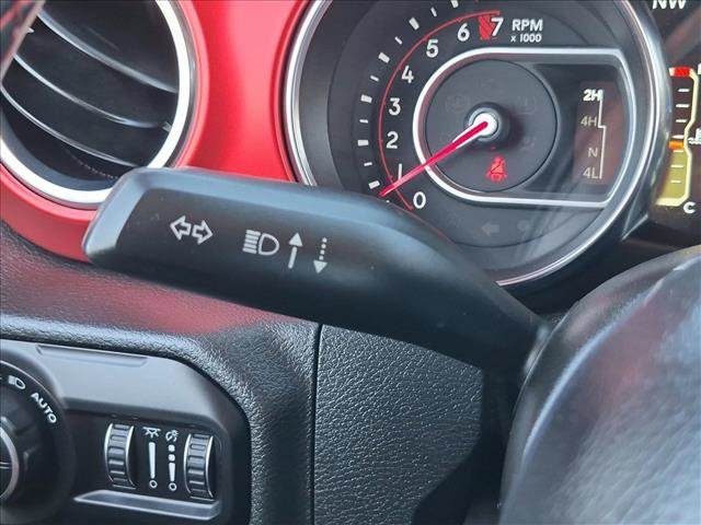 Used 2021 Jeep Gladiator Rubicon AWD/4WD image 16
