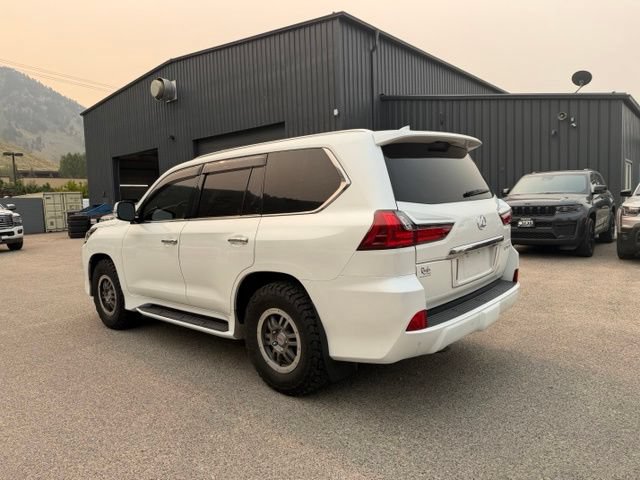 Used 2017 Lexus LX 570 4WD w/ Luxury Package image 12