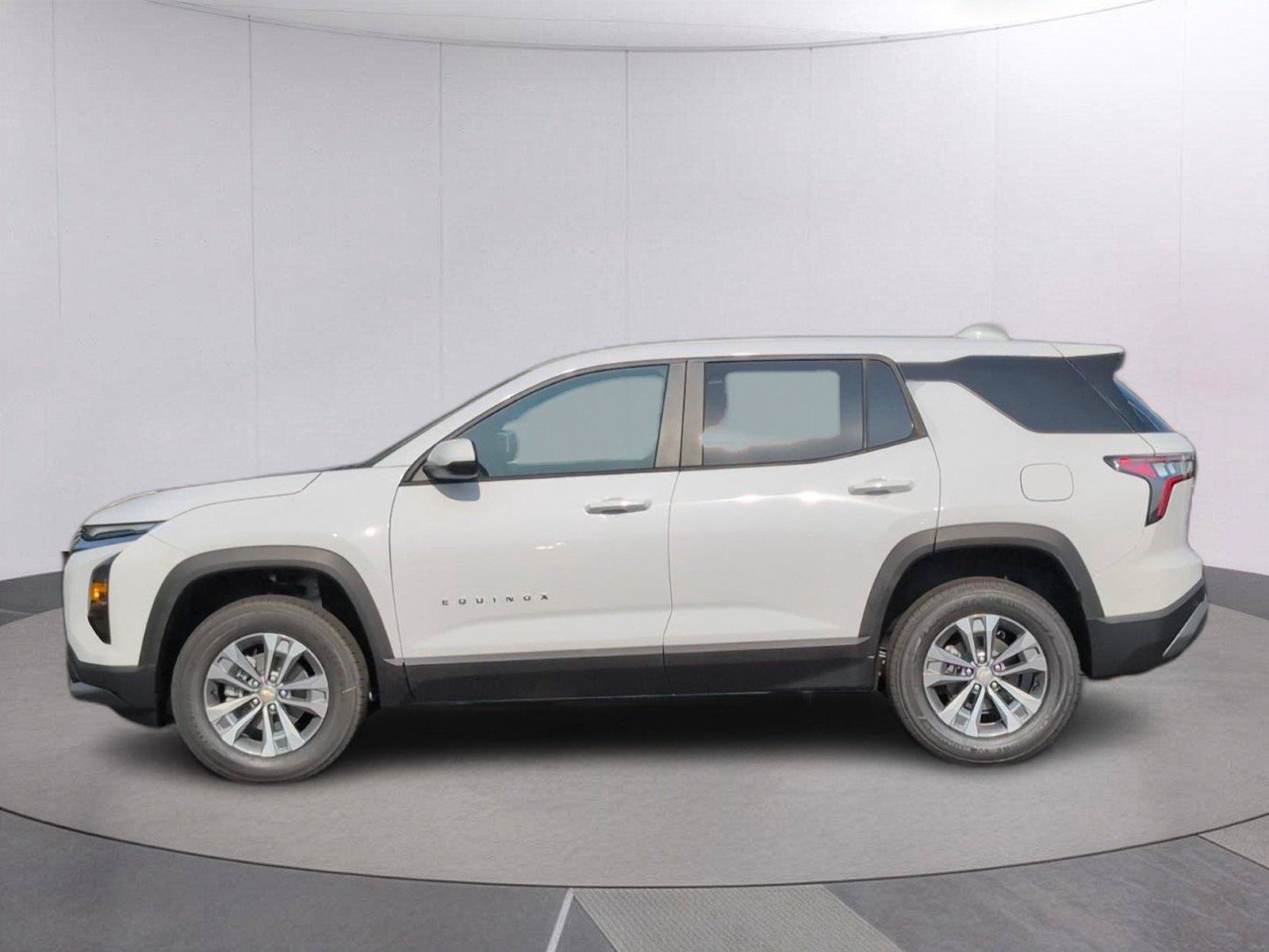 New 2027 Chevrolet Equinox LT w/ Convenience Package II FWD image 2