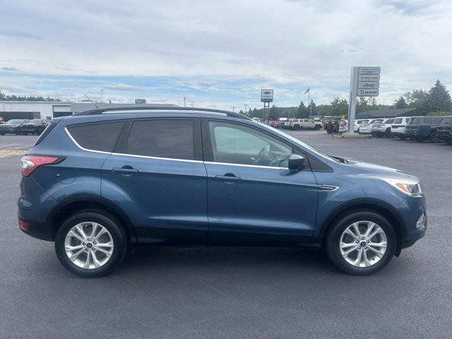 Used 2018 Ford Escape SE FWD image 8
