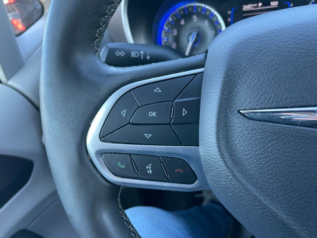 Used 2024 Chrysler Voyager LX image 23