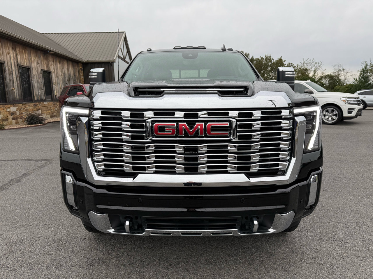 Used 2024 GMC Sierra 2500 Denali w/ Denali Reserve Package image 9