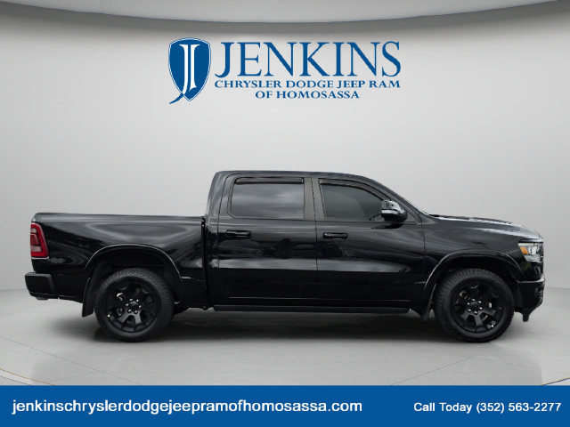 Used 2022 RAM 1500 Laramie w/ Sport Appearance Package AWD/4WD image 3