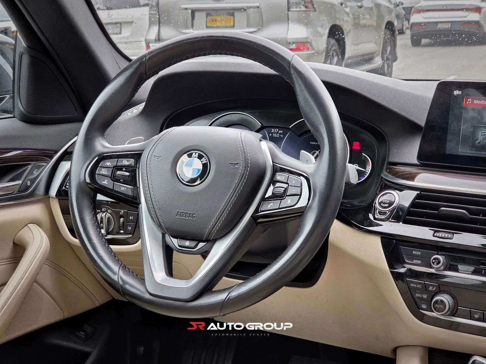 Used 2019 BMW 530i xDrive AWD/4WD image 8