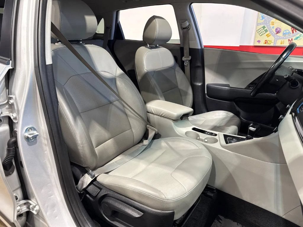 Used 2019 Kia Niro EX Premium w/ Sunroof Package FWD image 16