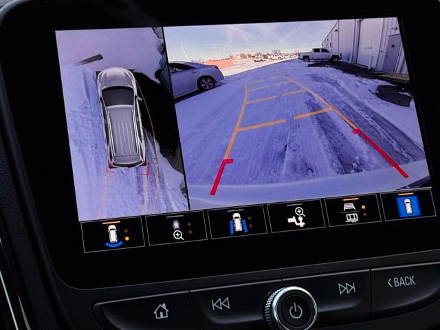 Used 2024 Chevrolet Equinox RS w/ RS Leather Package image 22