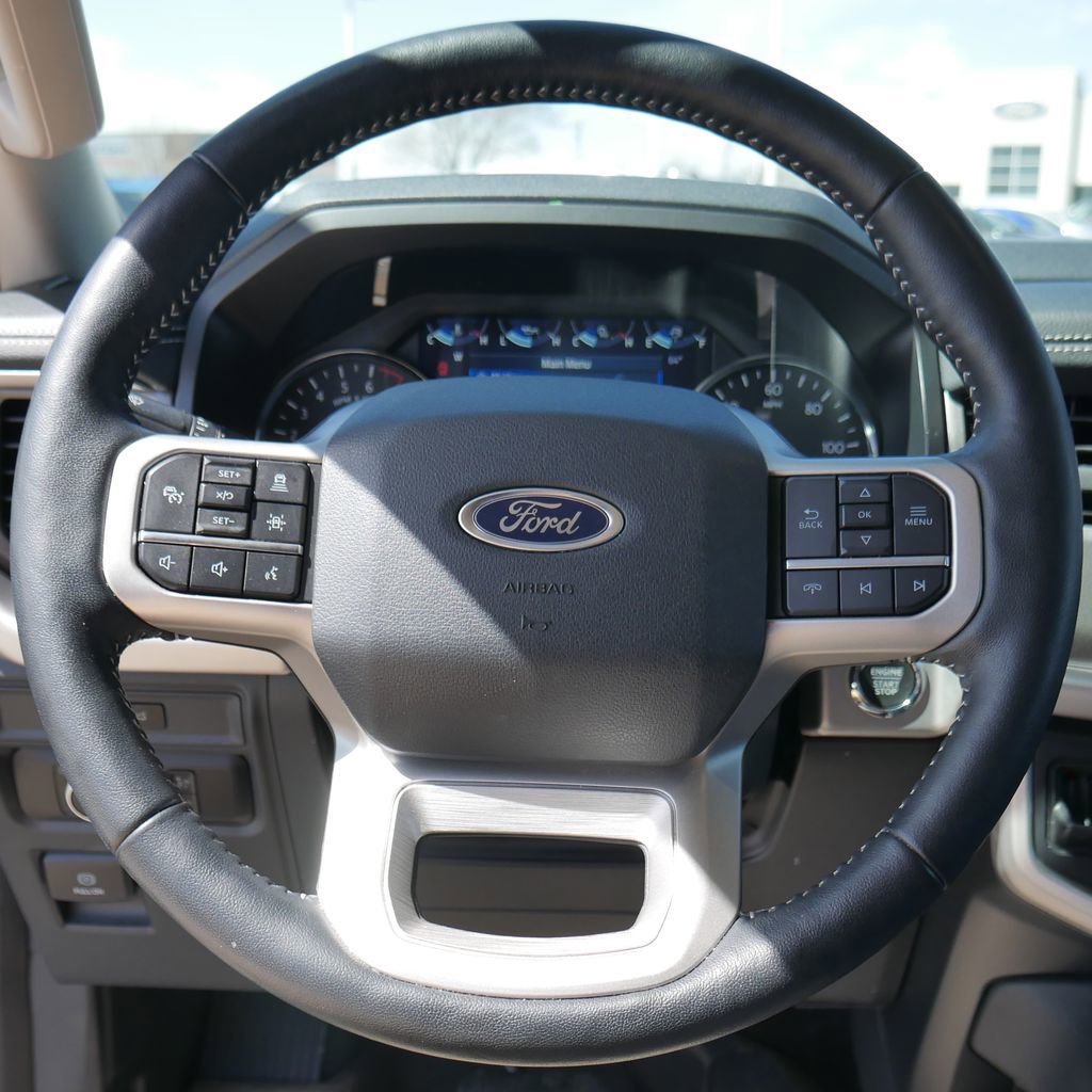 Used 2022 Ford Expedition XLT AWD/4WD image 40