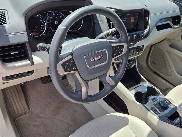 Used 2022 GMC Terrain Denali w/ Denali Premium Package AWD/4WD image 11