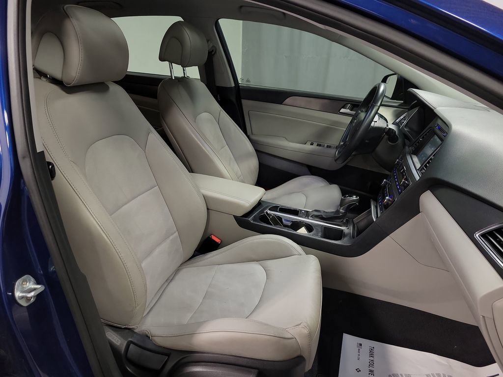 Used 2017 Hyundai Sonata Sport w/ Value Edition Package 02 image 28