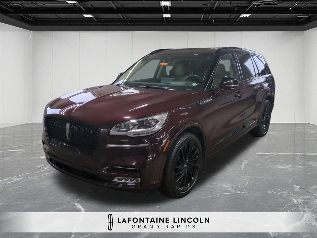 Certified 2023 Lincoln Aviator Reserve w/ Equipment Group 201A image 1