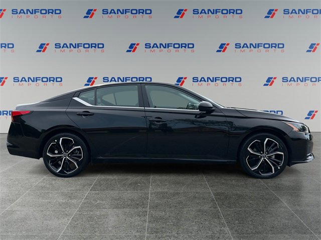Used 2023 Nissan Altima 2.5 SR image 6